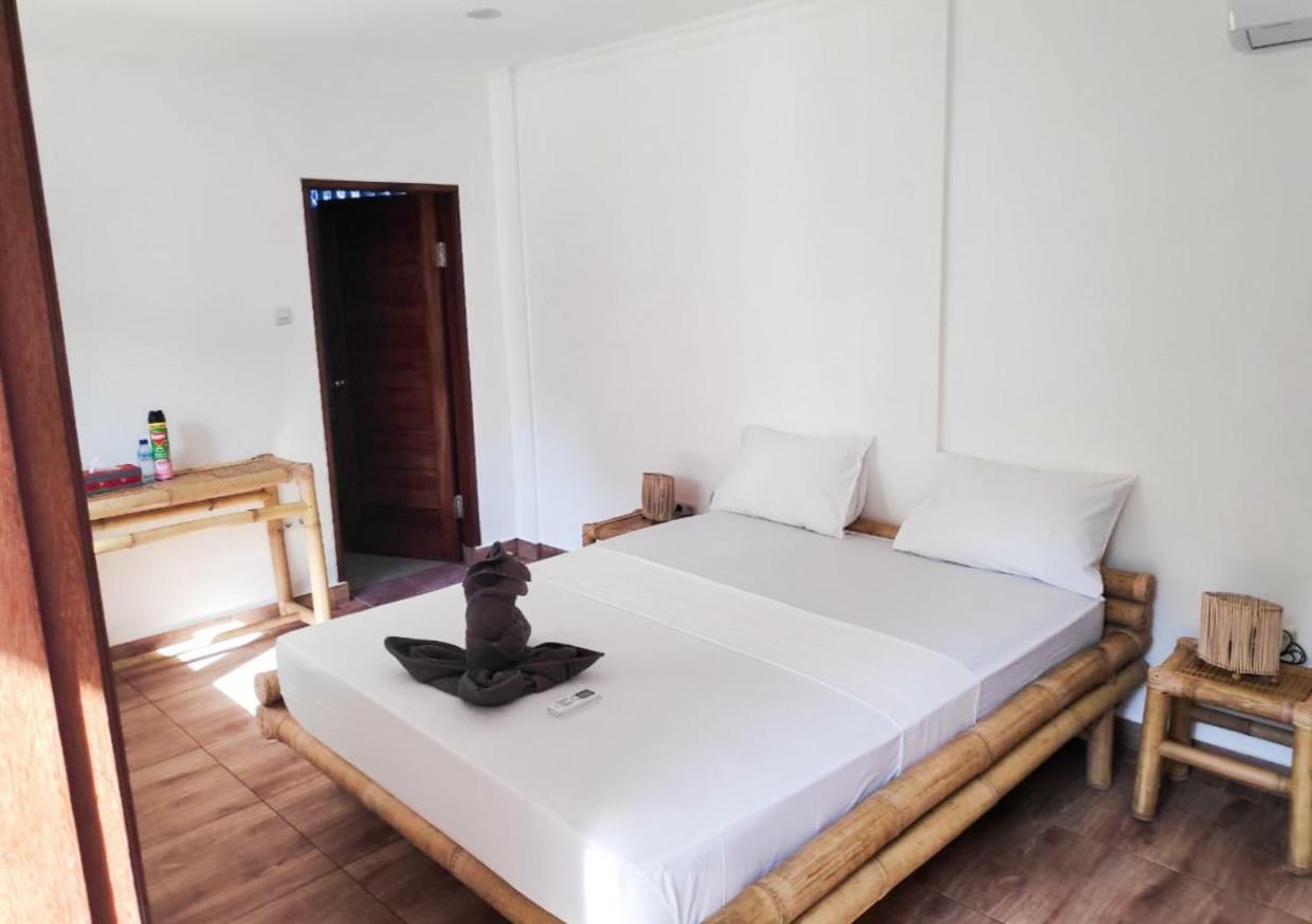 Gili Pirates Dive & Bnb 吉利特拉旺安 外观 照片